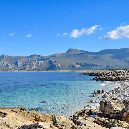 Pietro 4 * Σαν Βίτο λο Κάπο